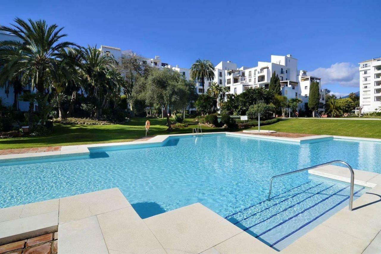 Apartamento Terrazas de Puerto Banus con piscina. Apartamento Marbella Exterior foto